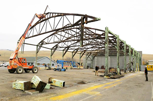 dismantling of warehouses and hangars