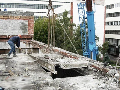 dismantling of floor slabs