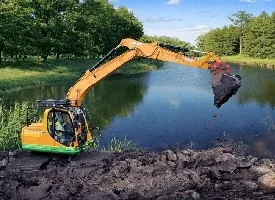 Cleaning of lakes and canals Cleaning of lakes and canals photo