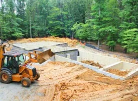 Обратная засыпка и уплотнение грунта Обратная засыпка и уплотнение грунта фото